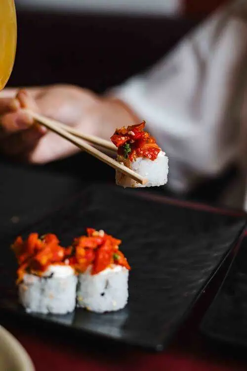 Restaurante japonês Haná recebe o chef sushiman Eduardo Coelho