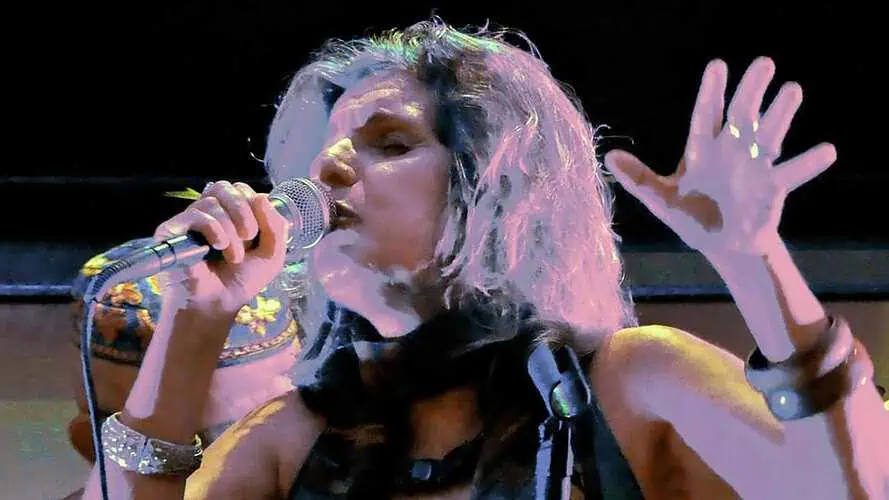 Thaís Fraga faz show gratuito de Carnaval no projeto “Música no Museu”