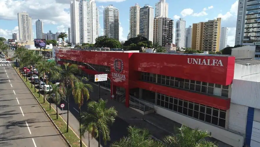 UNIALFA conquista nota 4 na CAPES e avança na avaliação de mestrados e