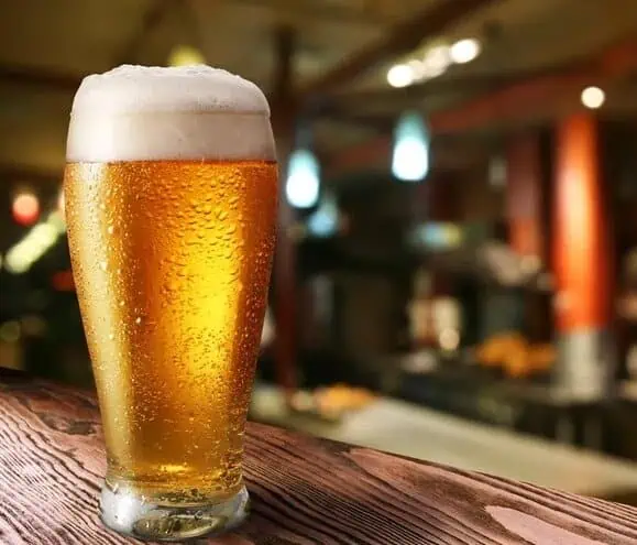 Entre o exemplo e a educação: o papel dos pais no consumo de álcool