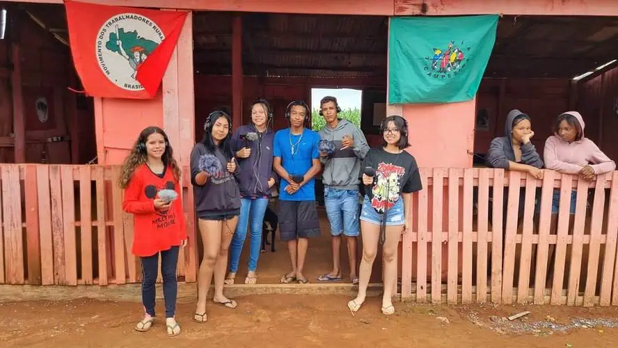 Acampamento 8 de Março recebe o lançamento do Sonário da Terra