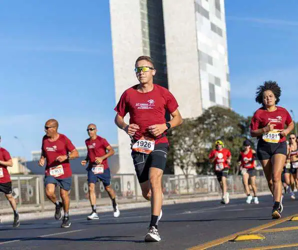 Corrida do Fogo 2026 aposta em memória, inclusão e experiência do atle