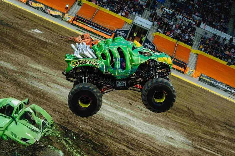  Hot Wheels Monster Trucks Live™