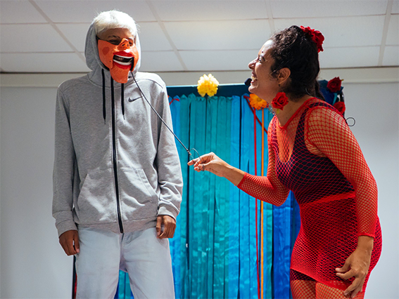 Circo contemporâneo ganha as ruas do DF com “Pedaços de Maria”