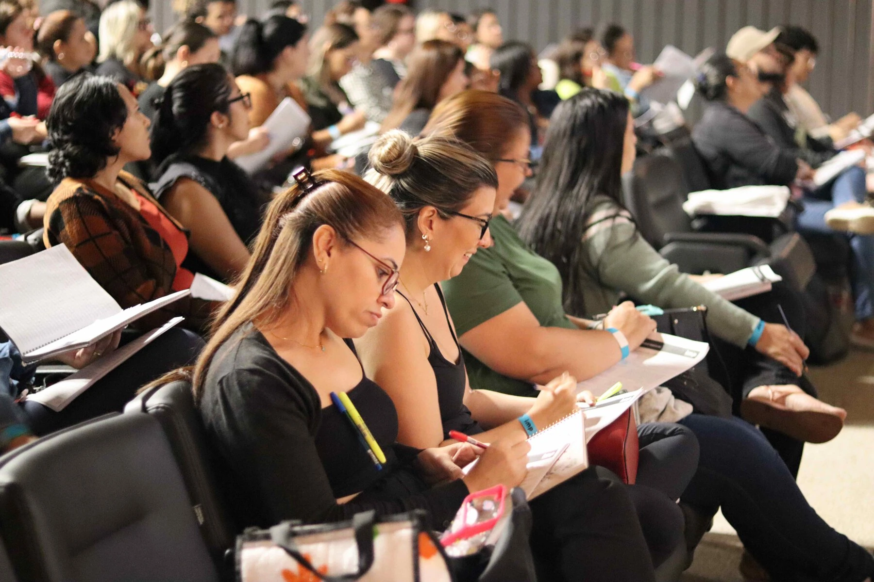 Concurso da SEDES-DF exige preparação estratégica desde o início