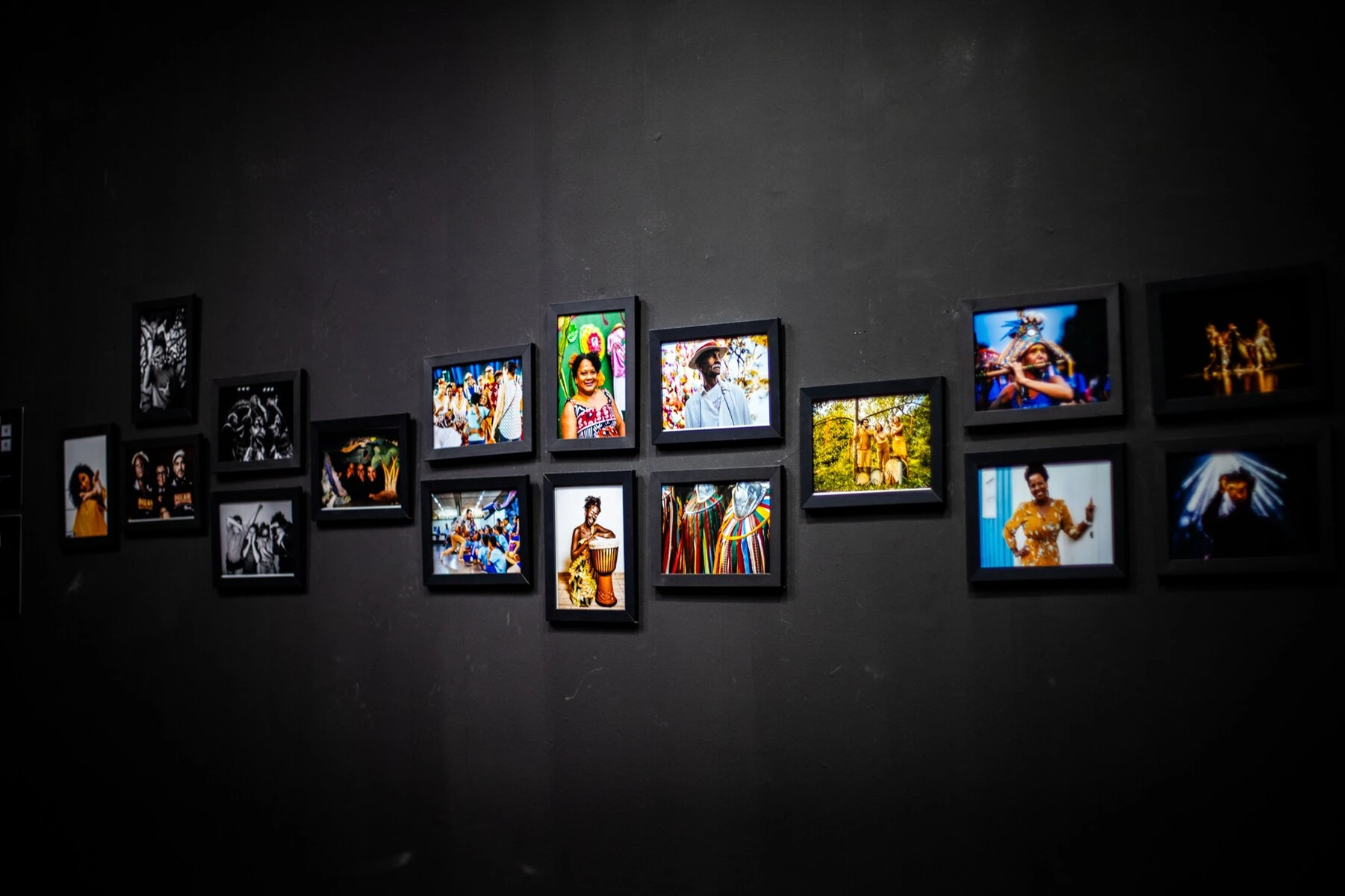 Exposição “Festa de Olhar” celebra a fotografia de Tatiana Reis