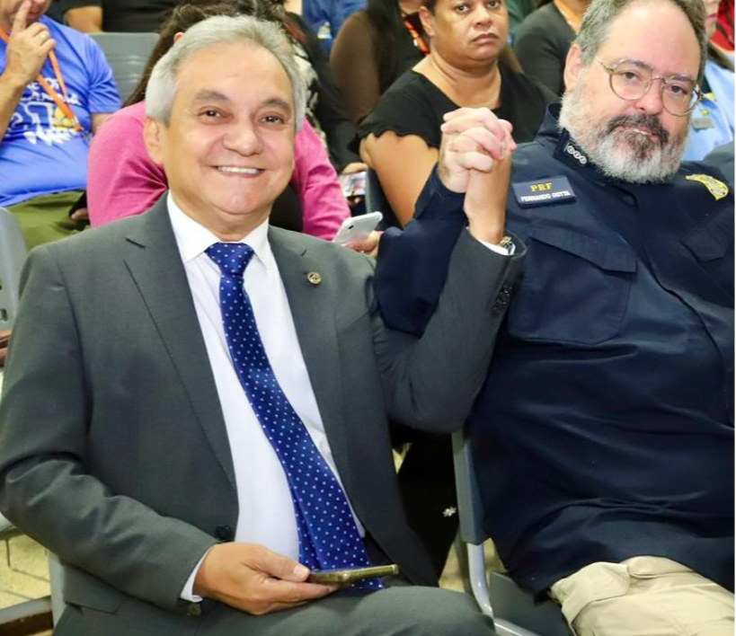 Moção de Louvor na CLDF reconhece atuação em defesa da causa autista