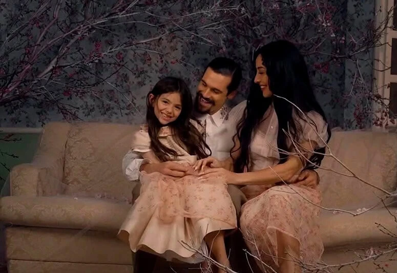 Sabrina Sato anuncia nova gravidez com Nicolas Prattes e emociona a web