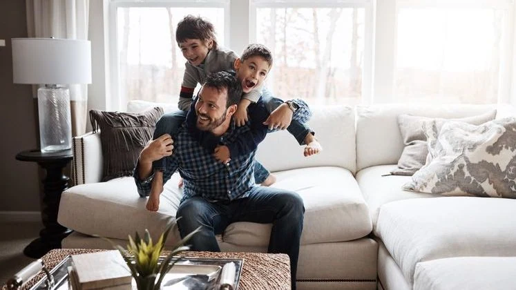 Como equilibrar a diversão das crianças e o bem-estar dos pais?