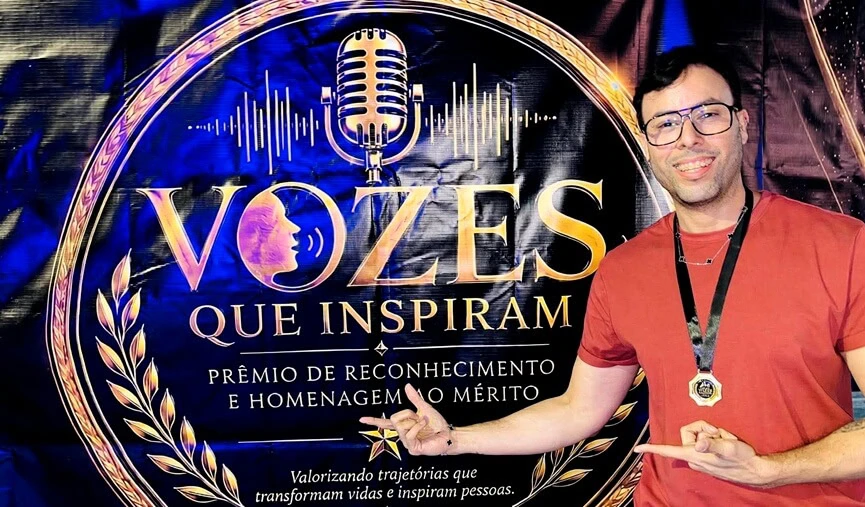 Jornalista e CEO Anderson Lopes é homenageado no Prêmio “Vozes que Inspiram 2026” por sua trajetória de impacto e propósito