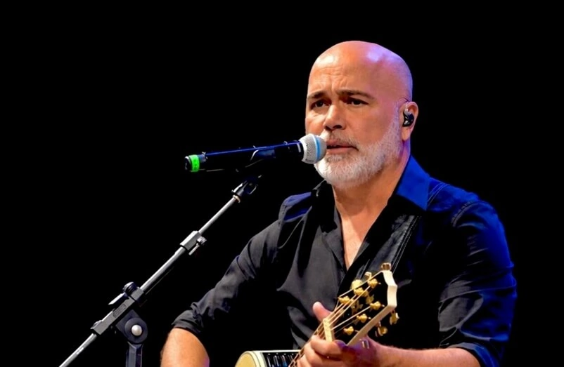 Luto na música sertaneja: Morre o cantor Rick, da dupla Rick & Renner, após queda de helicóptero em SC