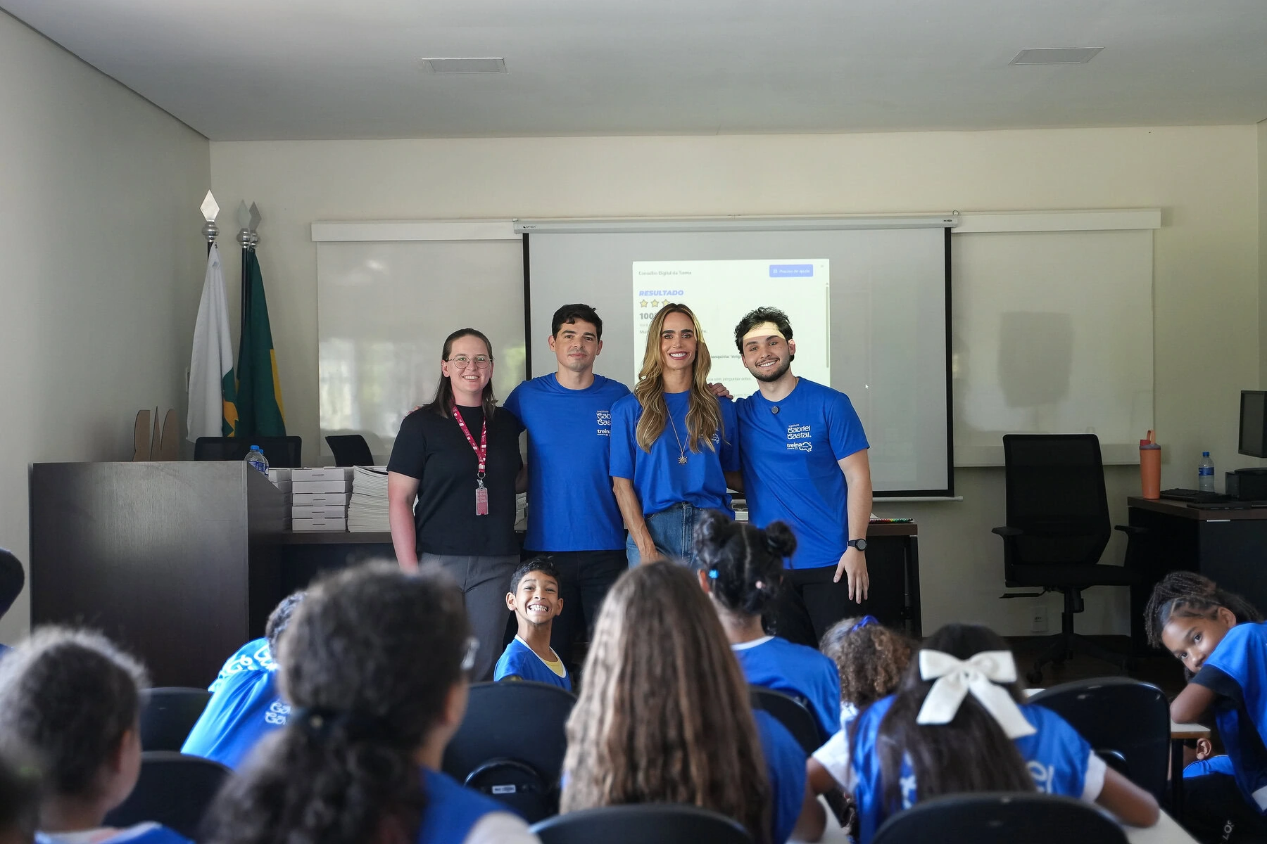 IGG celebra Dia das Crianças com HackaKids sobre segurança digital