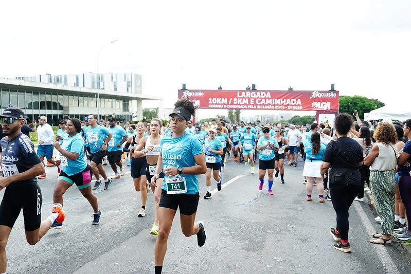 Cada passo conta: corrida inclusiva convida Brasília a participar de uma causa social