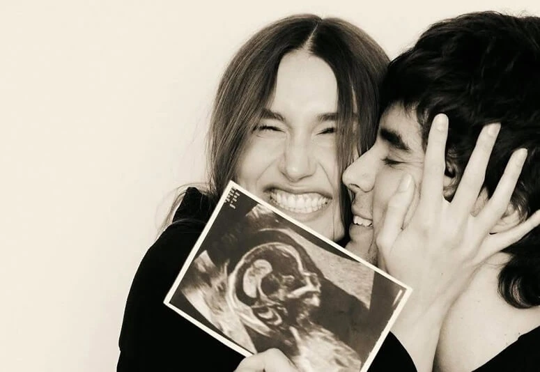 O 'X' da questão agora é amor! Sasha Meneghel e João Lucas anunciam a espera do primeiro bebê